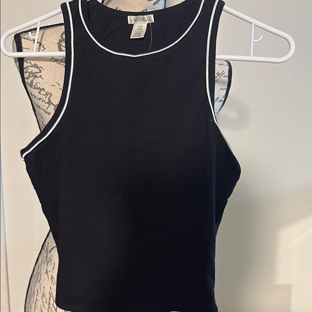 Black Sleeveless Women's Top